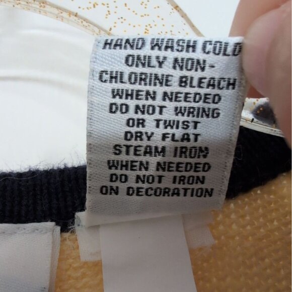 Croft & Barrow Embroidered Nautical Sweater Womens Size Medium Yellow Knit - Picture 8 of 16